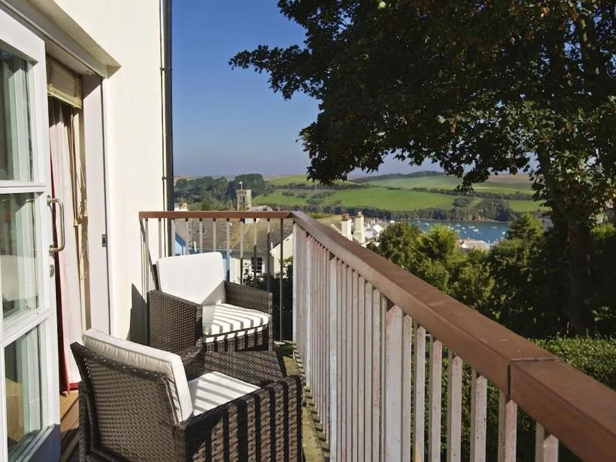 1 Combehaven - Photo 3