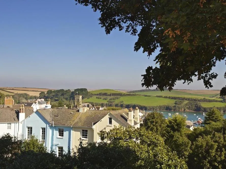 1 Combehaven - Photo 4