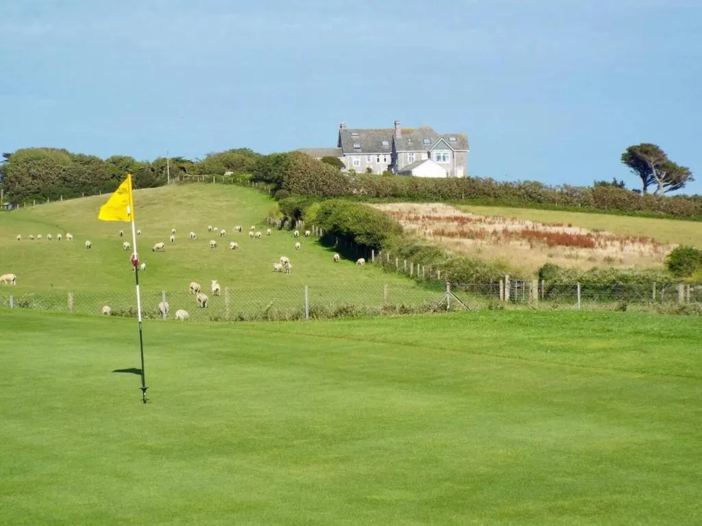 11 The Downs - Thurlestone - Photo 4