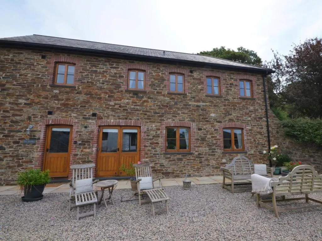 Burton Farm — Two-Bedroom (Sleeps 4)