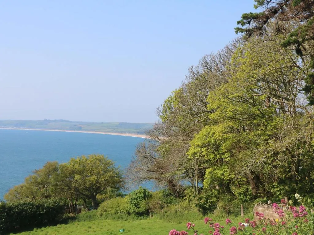 3 Chantry Hill - Photo 5