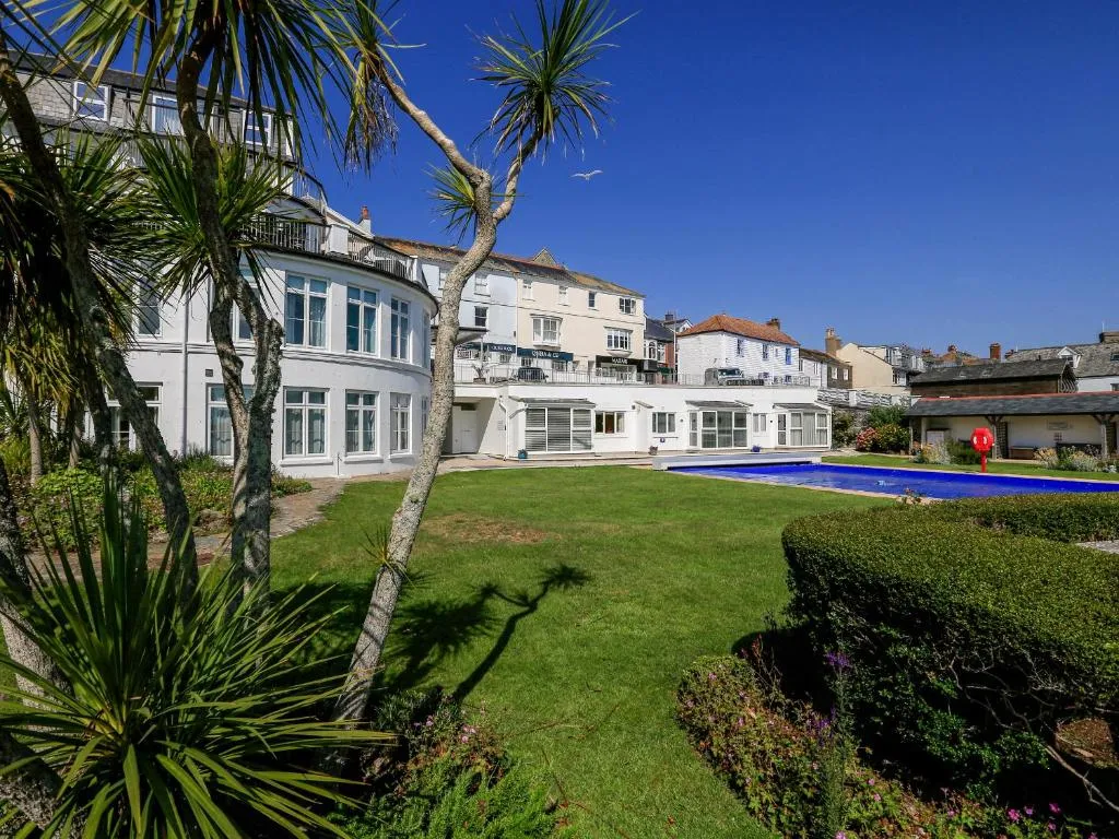 34 The Salcombe - Photo 4
