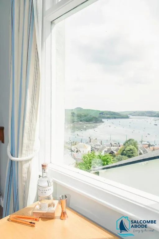 5 Glenthorne-Cosy Retreat - Harbour View & Parking - Photo 3