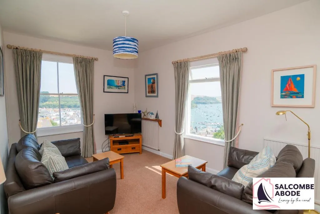 5 Glenthorne-Cosy Retreat - Harbour View & Parking - Photo 5