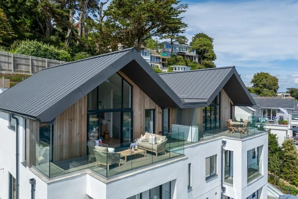 5 Spion Lodge
