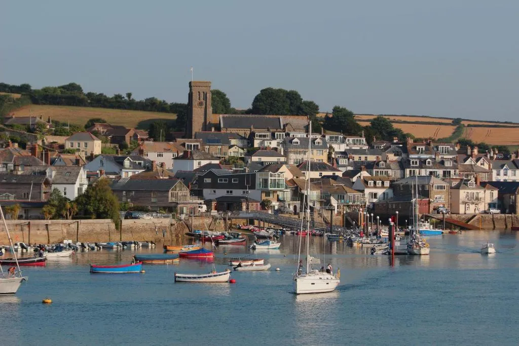 6 Combehaven - Photo 4