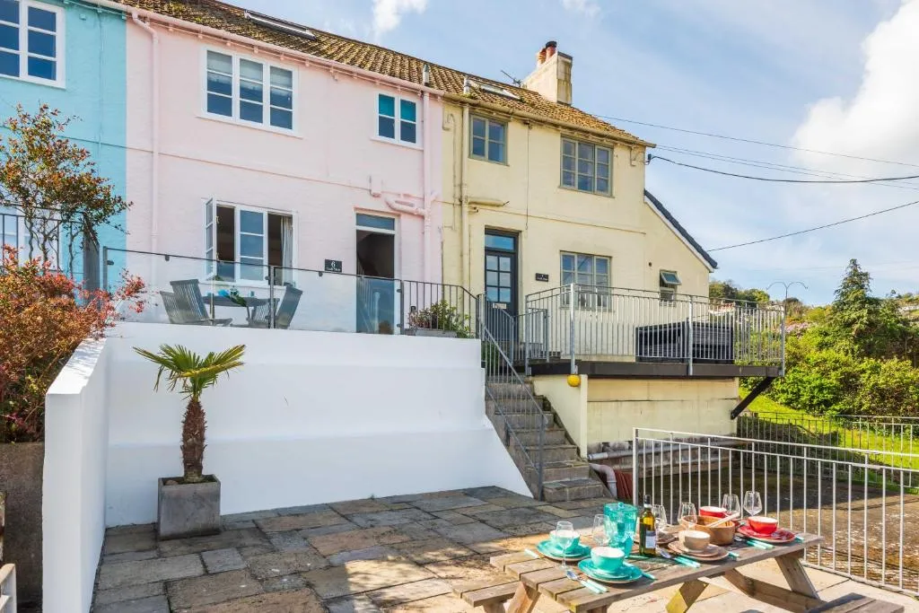 6 Croft Terrace