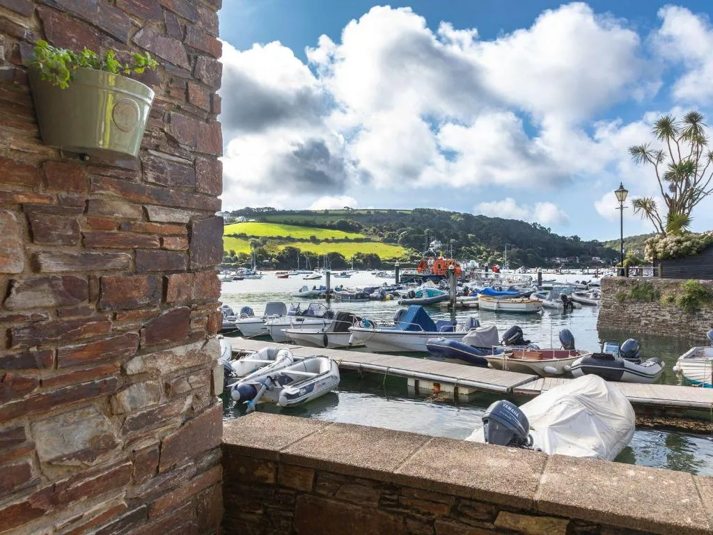 7 Island Quay - Photo 4