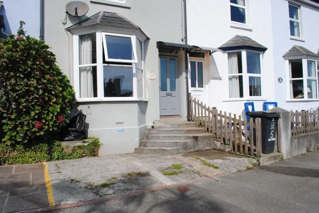 Crab Cottage - Photo 2