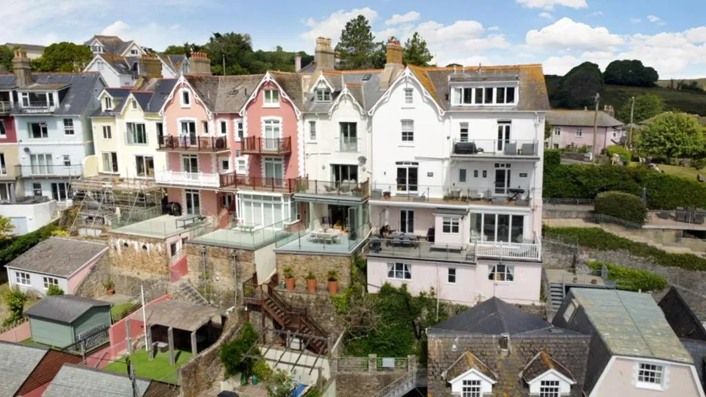 Dorset House, Salcombe, with Free Parking - Photo 2