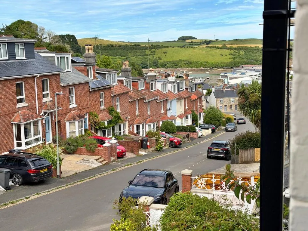 Finest Retreats - Garston - Photo 3