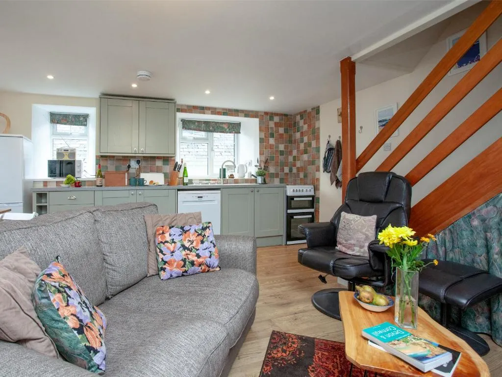 Garden Cottage - Photo 5
