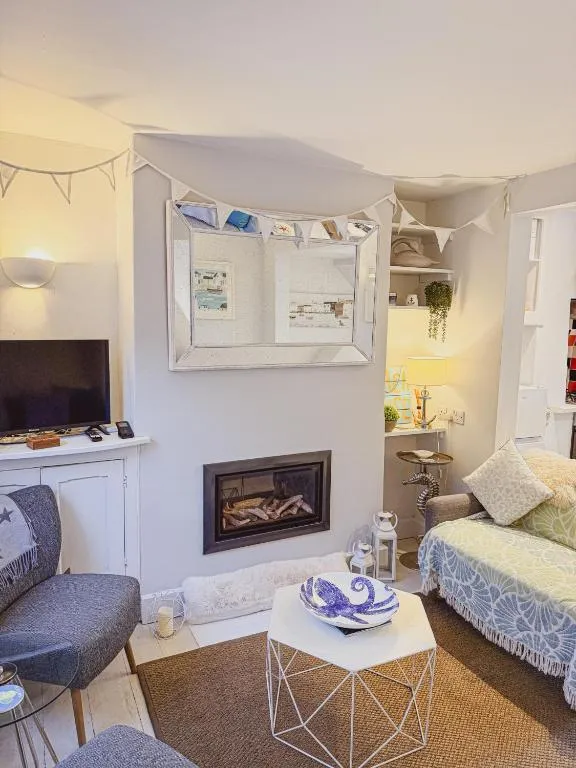 Ginn Cottage - Photo 4