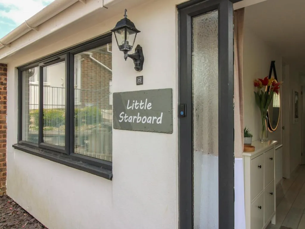 Little Starboard - Photo 2