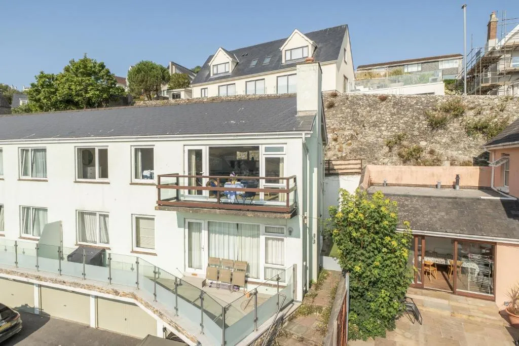No 3 Devon Court, Salcombe