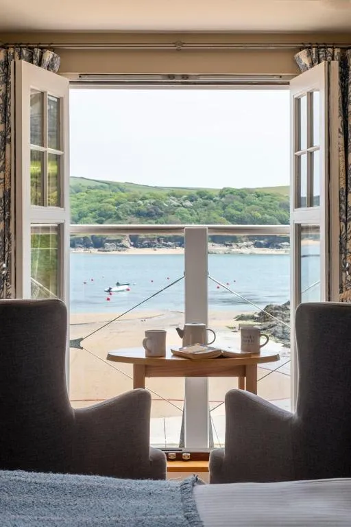 South Sands Hotel - Photo 3
