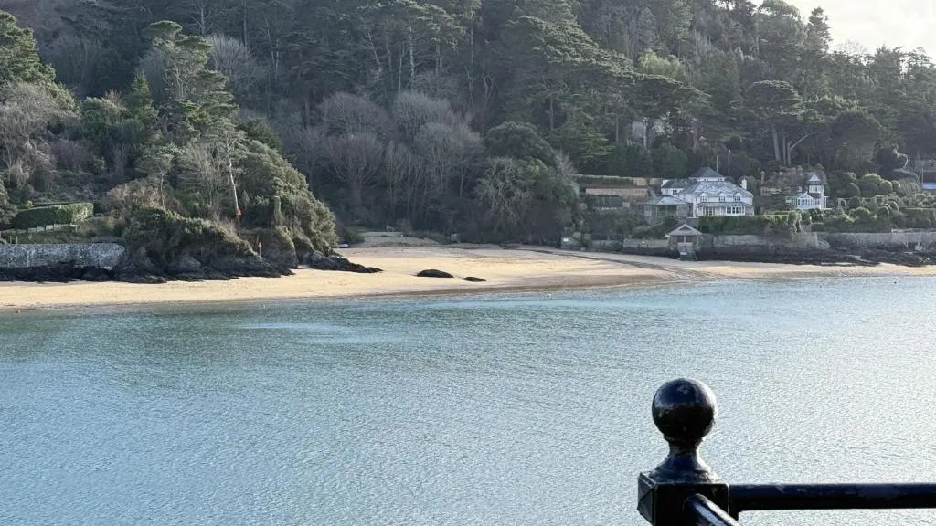 The Cabin - Hidden Retreat in the Heart of Salcombe - Photo 4
